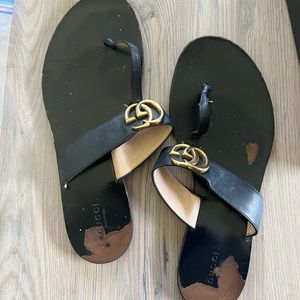 Gucci sandals size 41